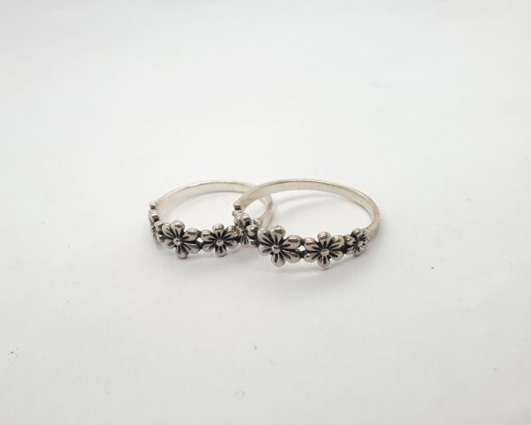Zara Ring