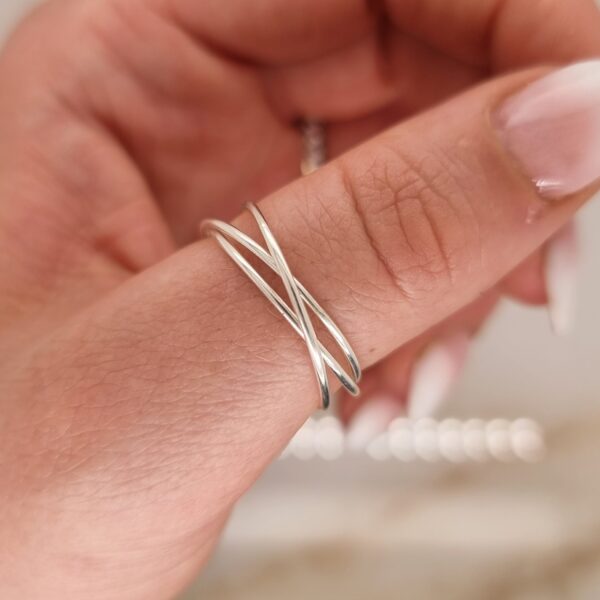 Dainty Russian Wedding band