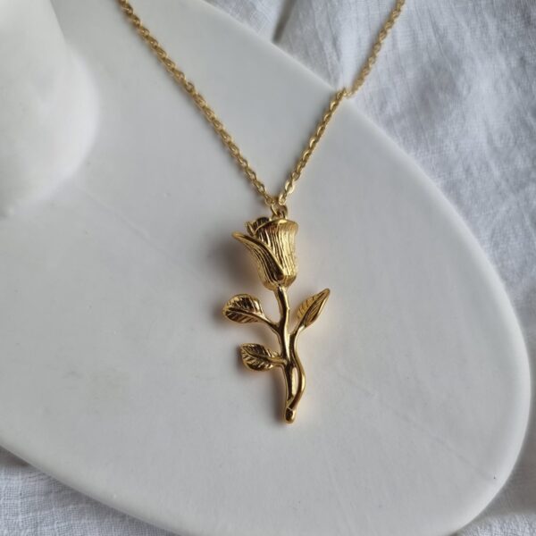 Gold Rose Chain