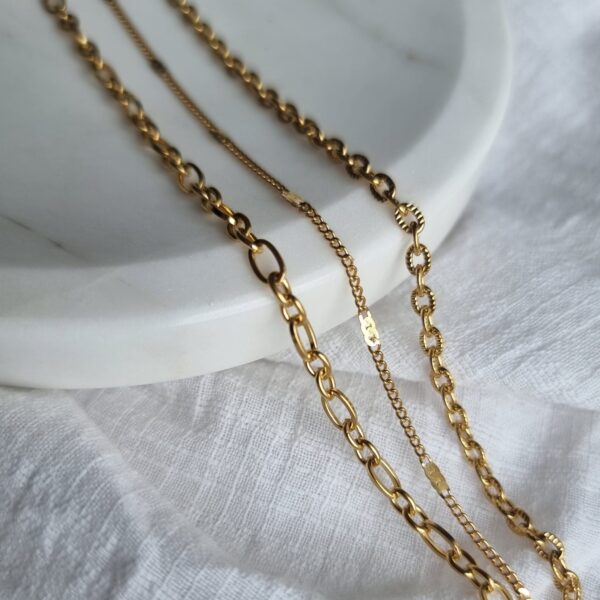 Gold Layering Chains