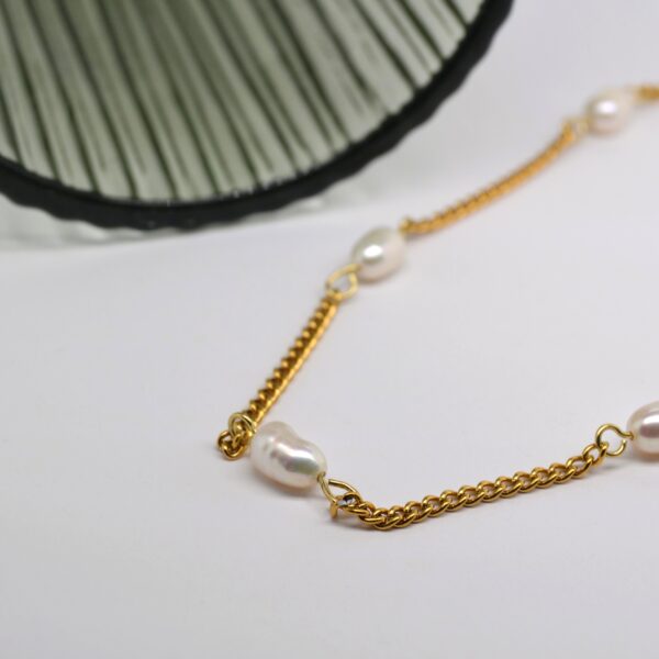 Freshwater Pearl Gold Chain