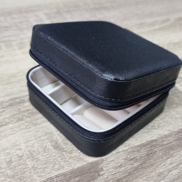Travel Jewelry Organisers