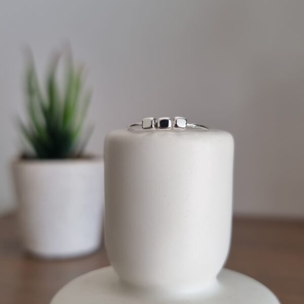 Triple Cube Ring