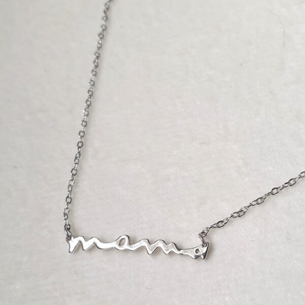 Mama Necklace