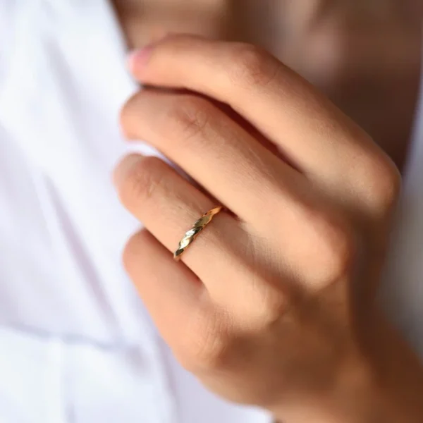 The Twist Gold Ring