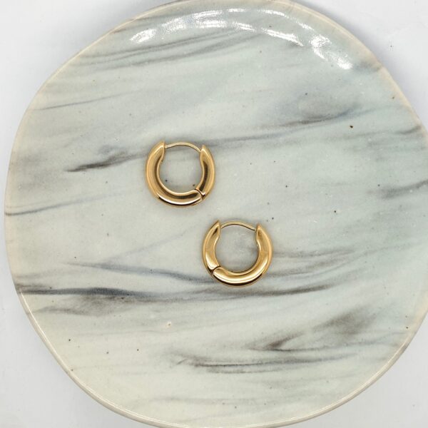 Round Gold Huggies