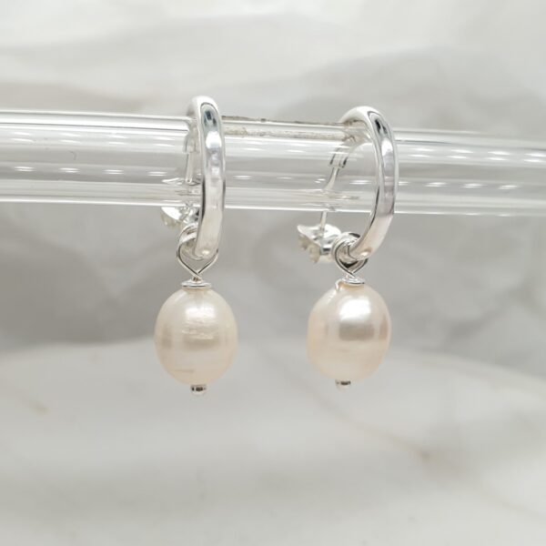 Silver Modern Pearl Earrings