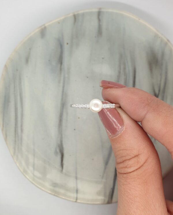 Bling Pearl Silver Ring - Image 2