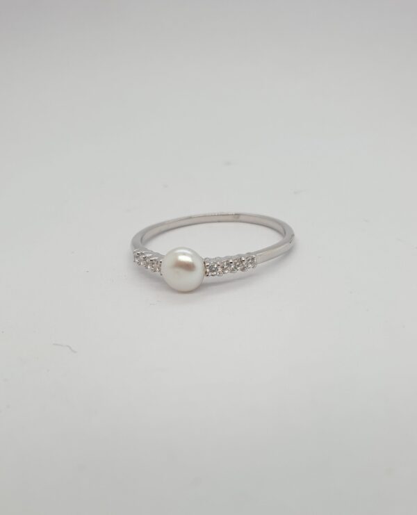 Bling Pearl Silver Ring