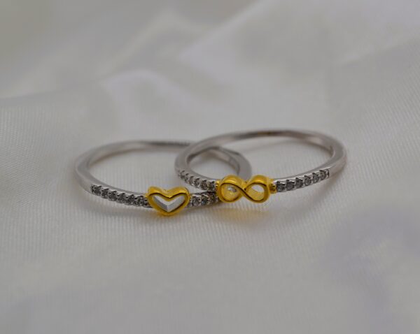 Dainty Gold Design Ring