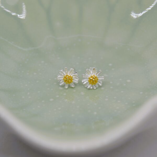 Daisy Dream Studs
