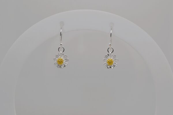 Hanging Daisy Dream Earrings