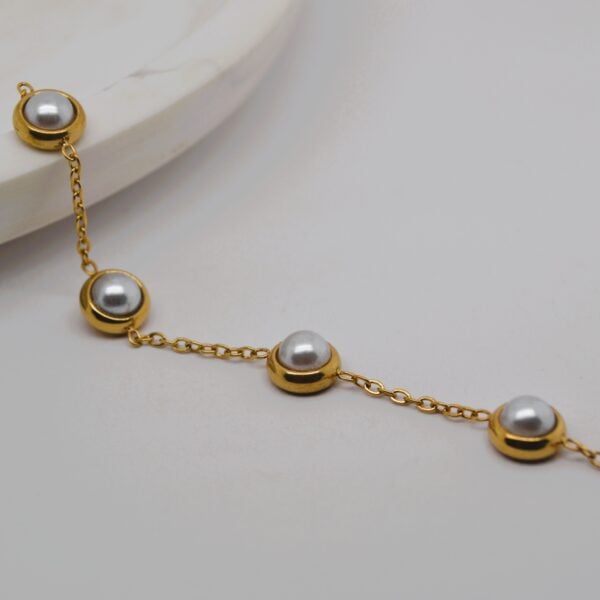 Gold Bracelet with Pearls