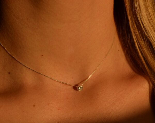 Round Pendant Silver Necklace - Image 2
