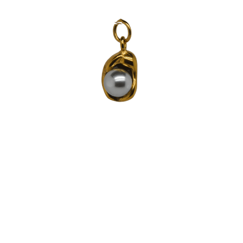 Shell with Grey Pearl