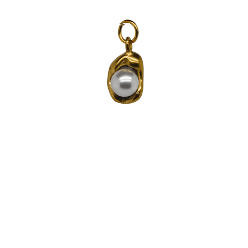 Shell with White Pearl