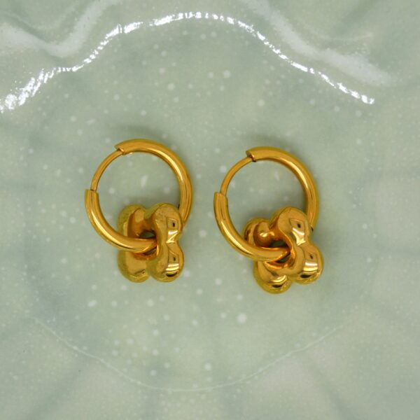 Flower Gold Huggies
