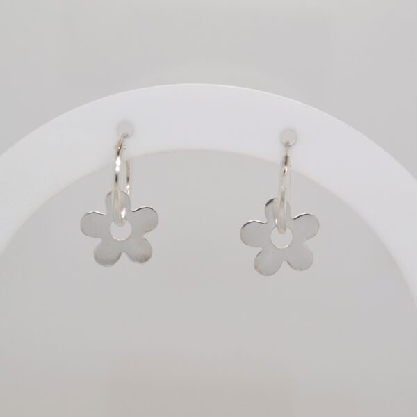 Silver Flower Huggies