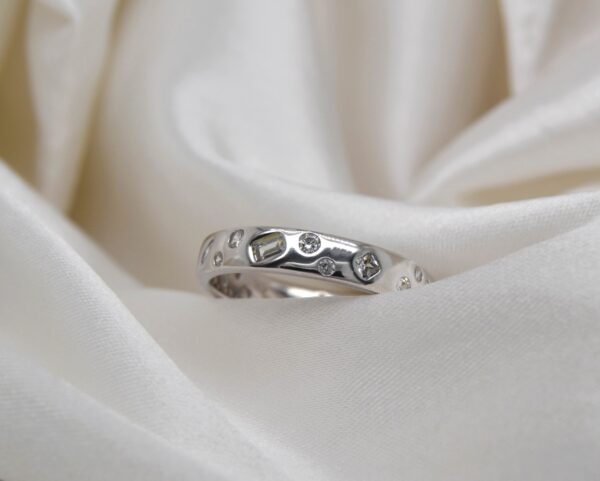 Silver Scattered Band