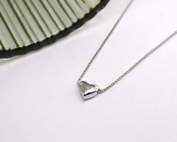 Dainty Heart Necklace