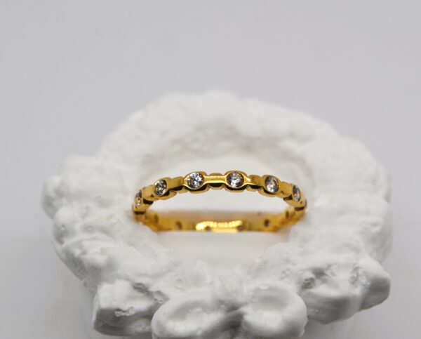 Scattered Gold Band