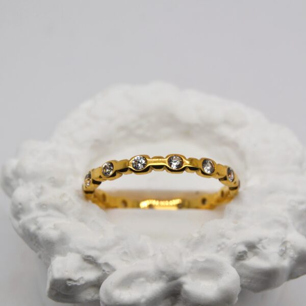 Scattered Gold Band