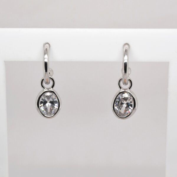 Bezel Oval Hanging Earrings