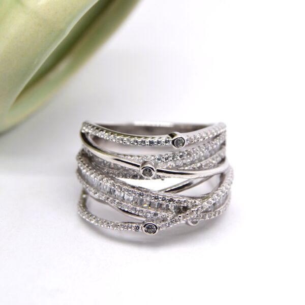 Colline Silver Ring