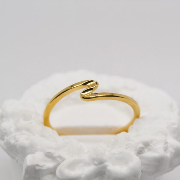 Gold Small Wave Ring